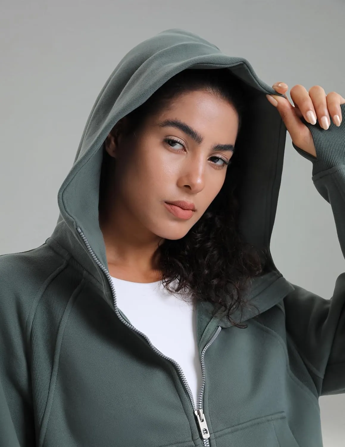 Colorfulkoala Women's Fleece Lined Oversized Hoodies Full-Zip Casual Workout Sweatshirts with Thumb Holes