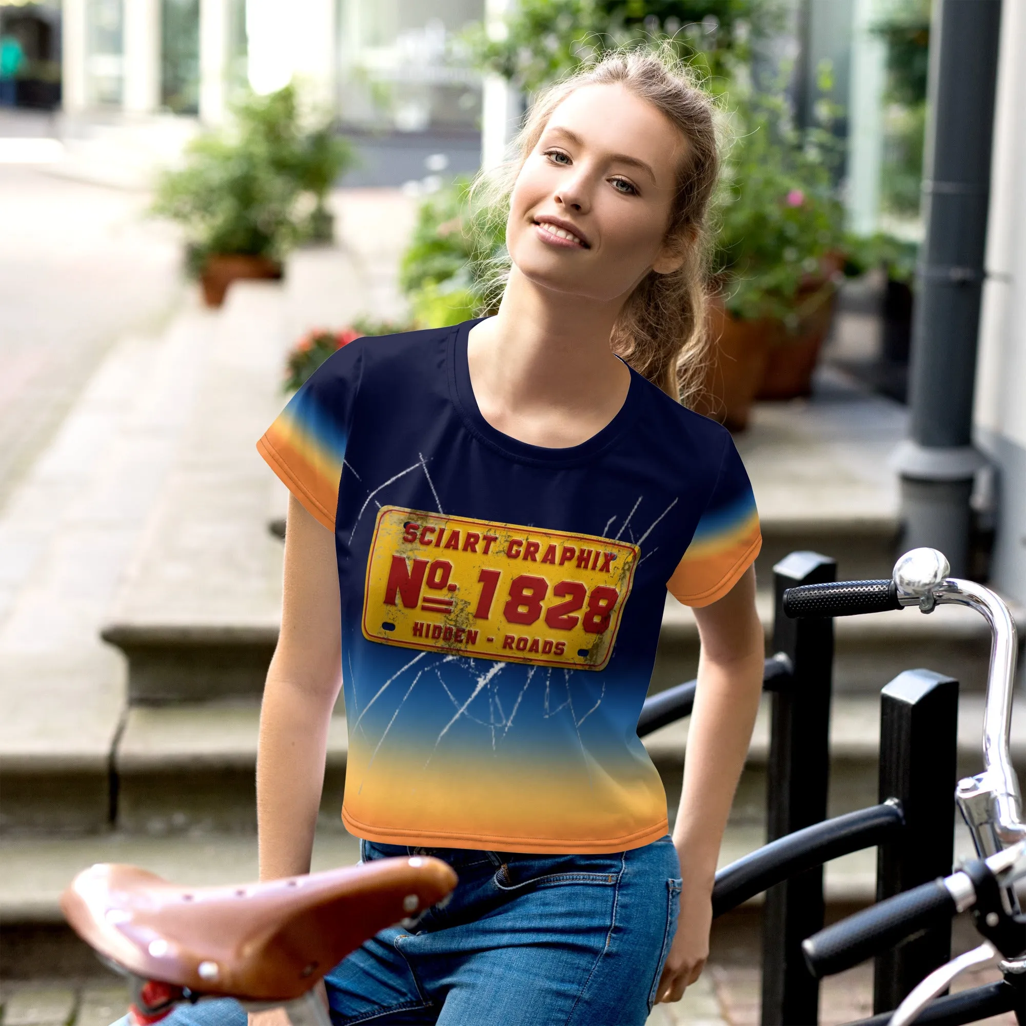 Crop Tee Hidden Roads