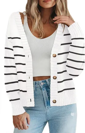 Zeagoo Women's Cropped Cardigan 2025 Fall Button Sweaters V Neck Long Sleeve Cardigans Knit Outwear